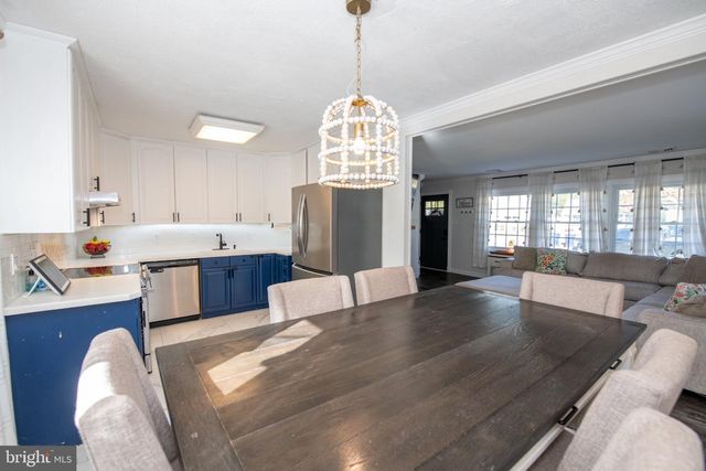 187 KENWOOD DR S, Levittown, PA 19055