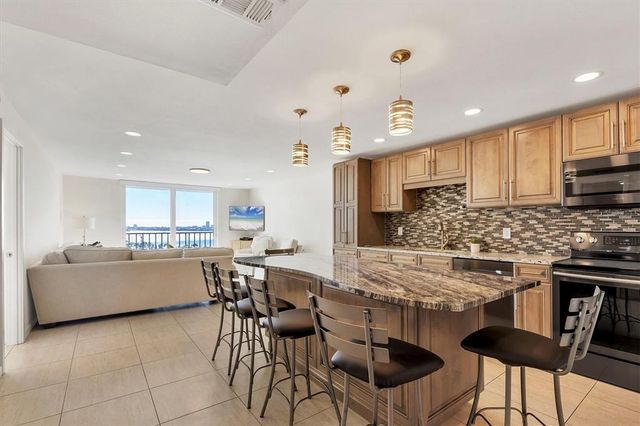101 S GULFSTREAM AVENUE 14G, Sarasota, FL 34236