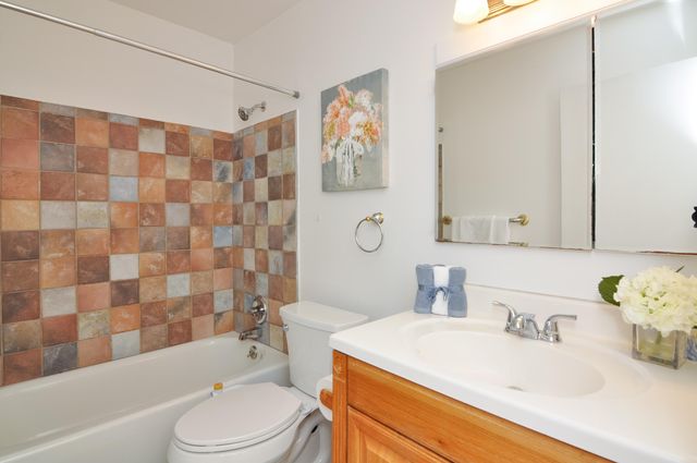 520 Center Dr., Ann Arbor, MI 48103