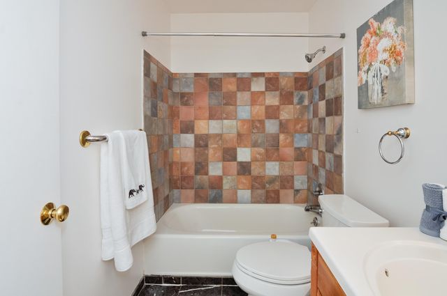 520 Center Dr., Ann Arbor, MI 48103