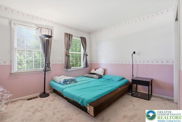 808 Hunter Road, Easton, PA 18040