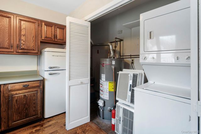 689 South Mountain Road, New City, NY 10956