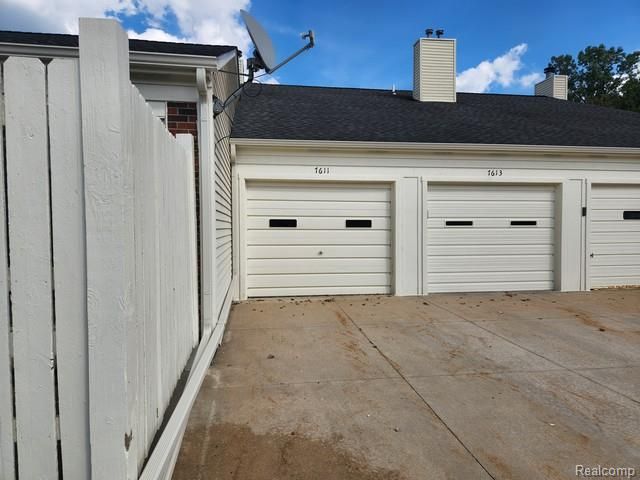 7611 Woodview Drive, Waterford Charter Township, MI 48327