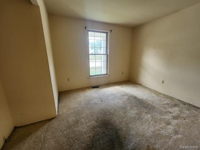 7611 Woodview Drive, Waterford Charter Township, MI 48327