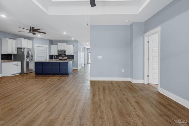 5761 Danbury Blvd, Pace, FL 32571