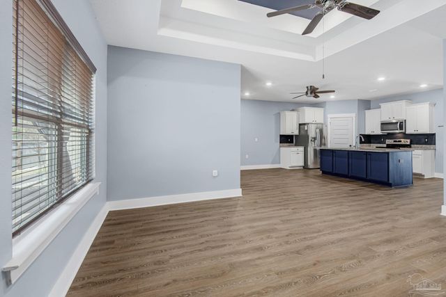 5761 Danbury Blvd, Pace, FL 32571