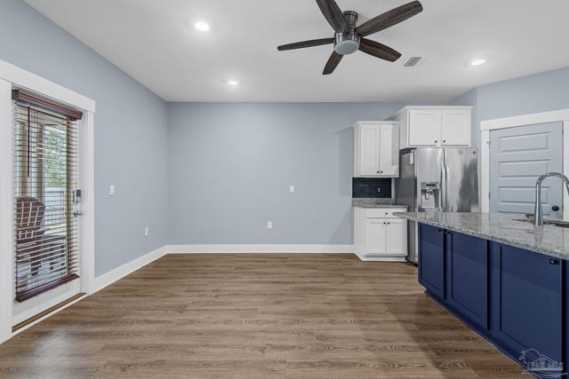 5761 Danbury Blvd, Pace, FL 32571