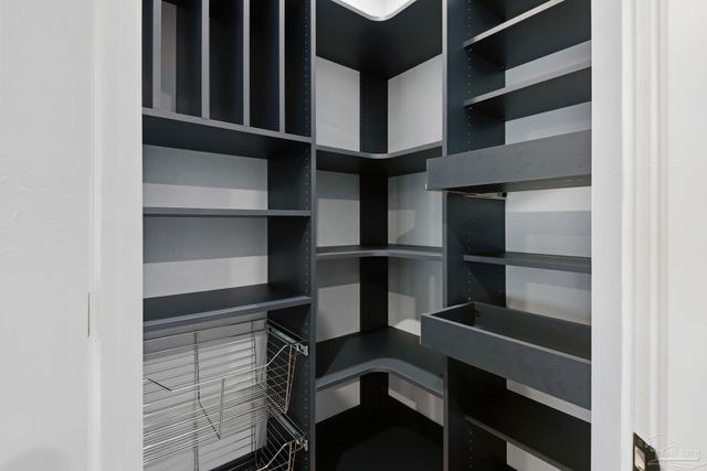 5761 Danbury Blvd, Pace, FL 32571