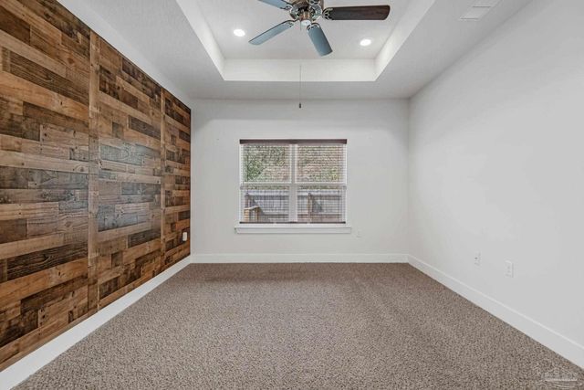 5761 Danbury Blvd, Pace, FL 32571