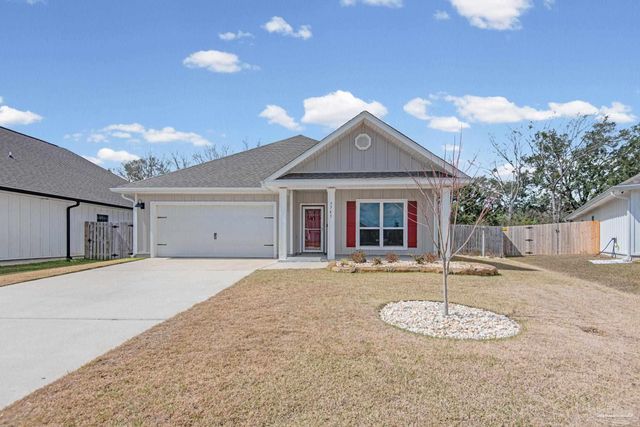 5761 Danbury Blvd, Pace, FL 32571