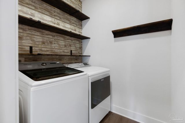 5761 Danbury Blvd, Pace, FL 32571