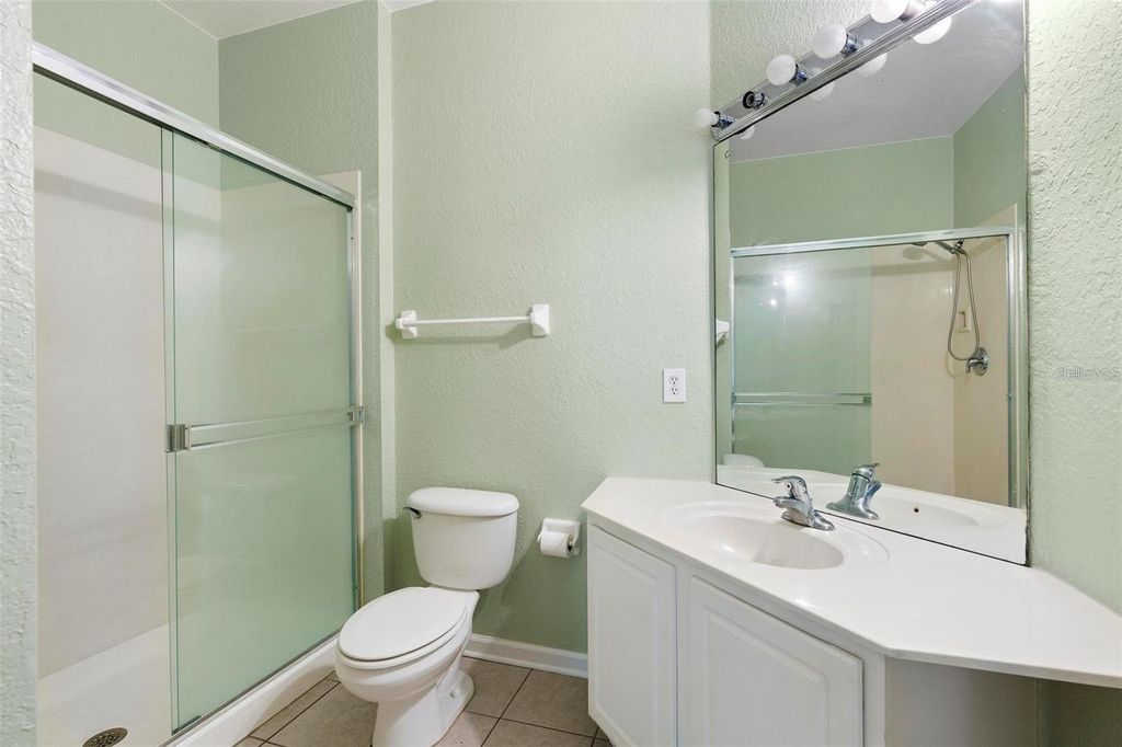 Image 21 of property listing at 6265 CONTESSA DRIVE 210, Orlando, FL 32829