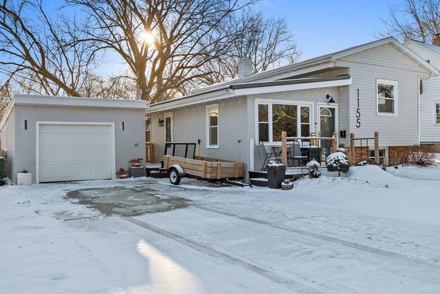 1155 S NORWOOD AVENUE, Green Bay, WI 54304