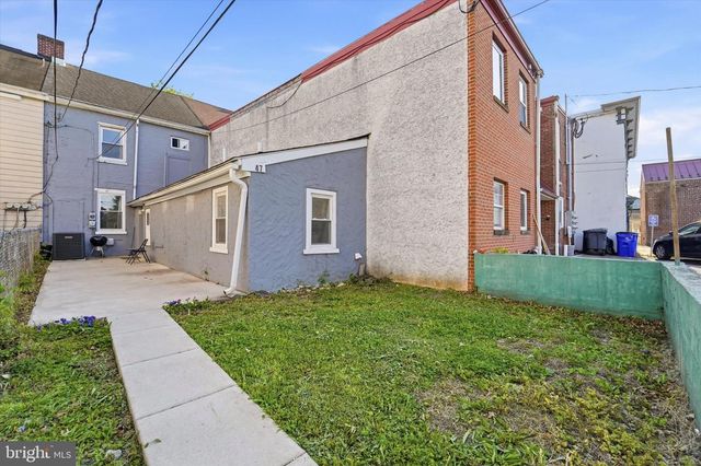 47 E HIGH ST, Pottstown, PA 19464