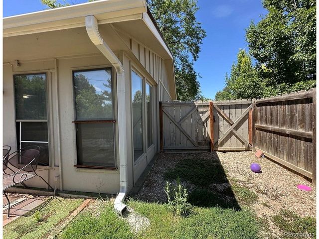 820 W 30th St, Loveland, CO 80538