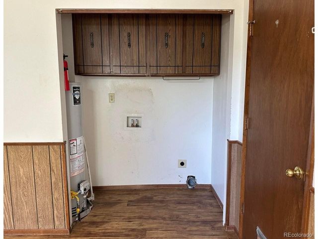 820 W 30th St, Loveland, CO 80538