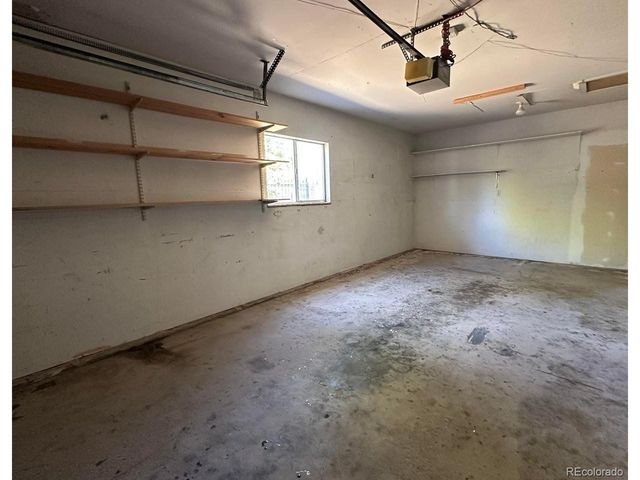 820 W 30th St, Loveland, CO 80538