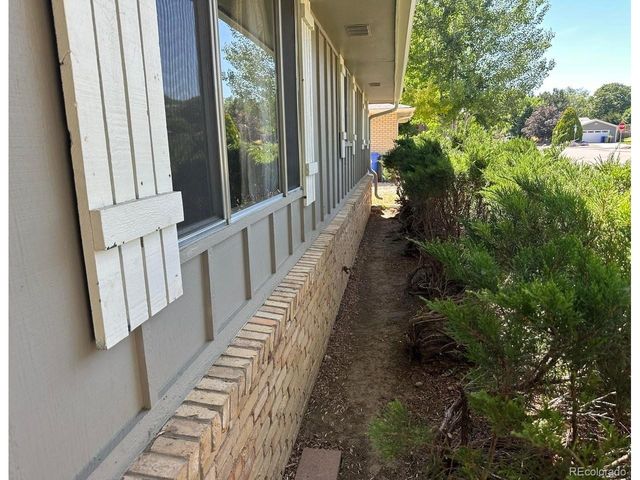 820 W 30th St, Loveland, CO 80538