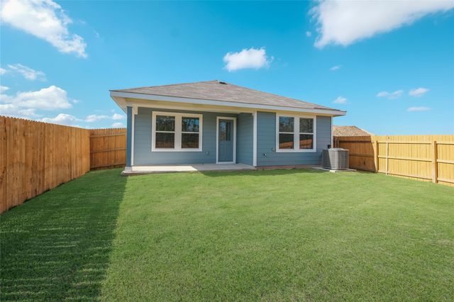 12202 Pike BND, Mustang Ridge, TX 78610