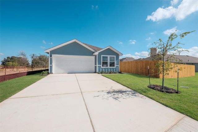 12202 Pike BND, Mustang Ridge, TX 78610