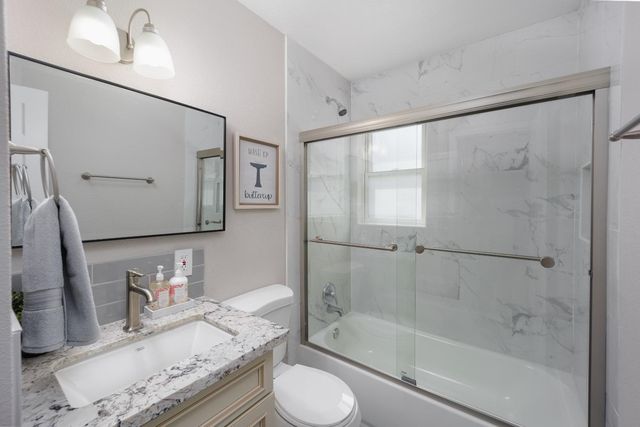 8942 Alderson Ave, Sacramento, CA 95826