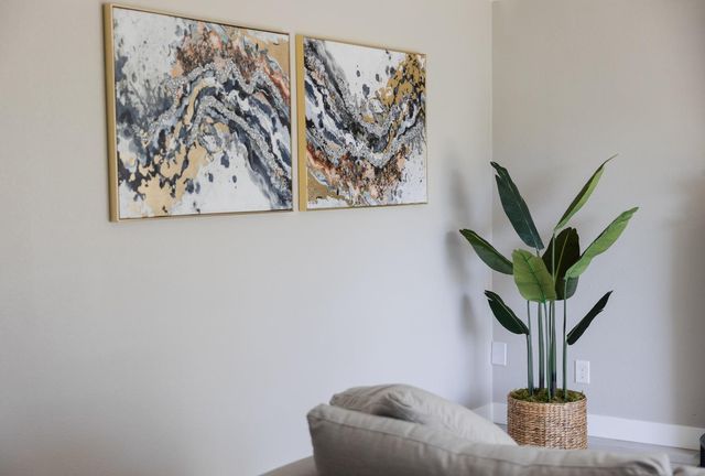 8942 Alderson Ave, Sacramento, CA 95826