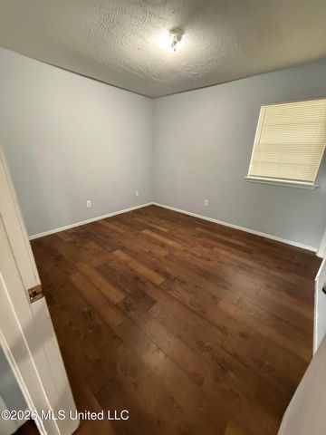 6735 Harry S Truman Drive, Jackson, MS 39213