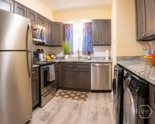 85 Van Horne Street 4C, Tybee Island, GA 31328