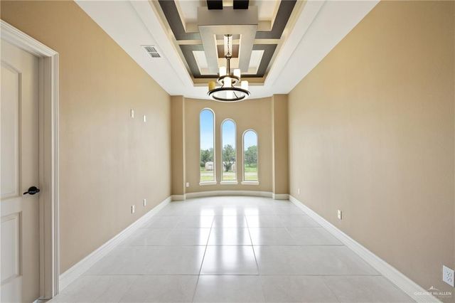 4511 E Curve E Road, Edinburg, TX 78542