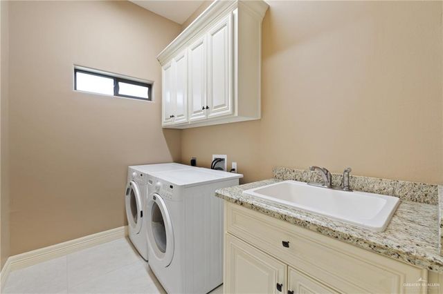 4511 E Curve E Road, Edinburg, TX 78542