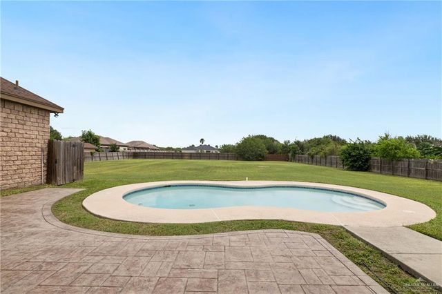 4511 E Curve E Road, Edinburg, TX 78542