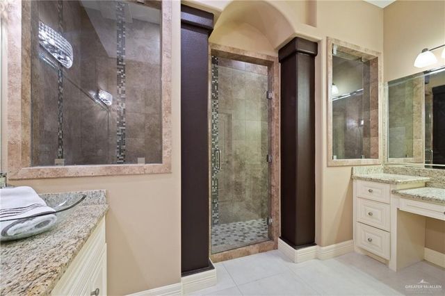 4511 E Curve E Road, Edinburg, TX 78542