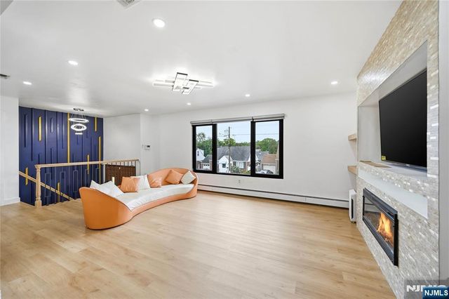 55 17th Avenue, Elmwood Park, NJ 07407