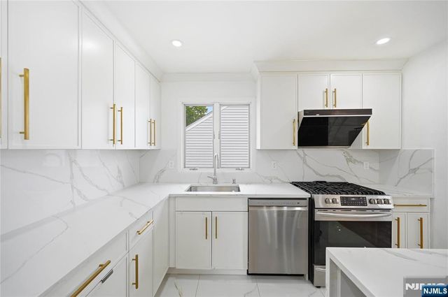 55 17th Avenue, Elmwood Park, NJ 07407