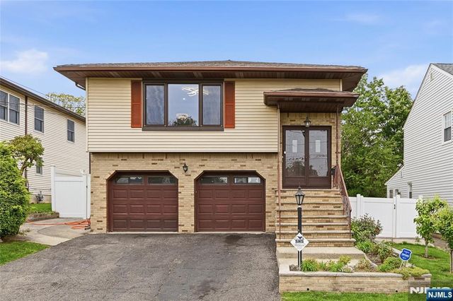 55 17th Avenue, Elmwood Park, NJ 07407
