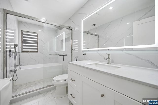 55 17th Avenue, Elmwood Park, NJ 07407