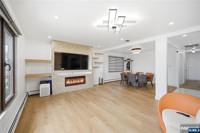 55 17th Avenue, Elmwood Park, NJ 07407