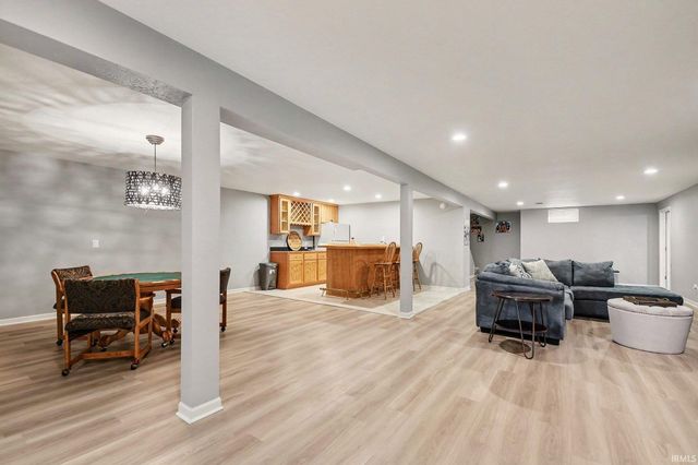 21369 Sylvan Court, Bristol, IN 46507