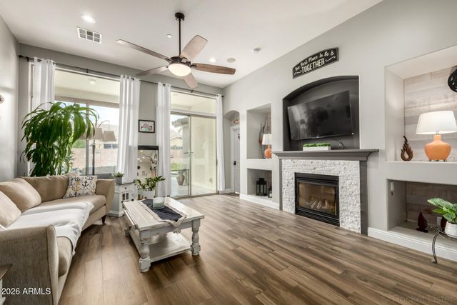 13614 W CATALINA Drive, Avondale, AZ 85392