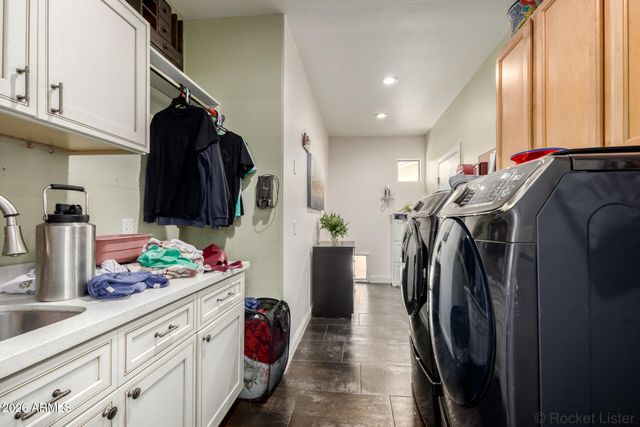 13614 W CATALINA Drive, Avondale, AZ 85392