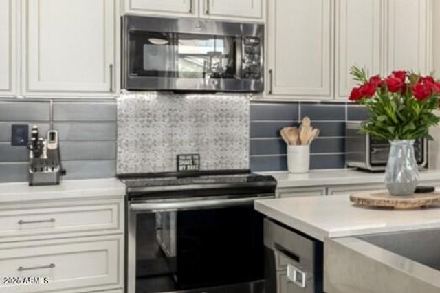 13614 W CATALINA Drive, Avondale, AZ 85392