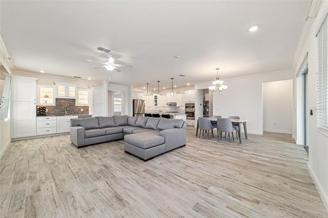 8797 SW 103RD CIRCLE, Ocala, FL 34481