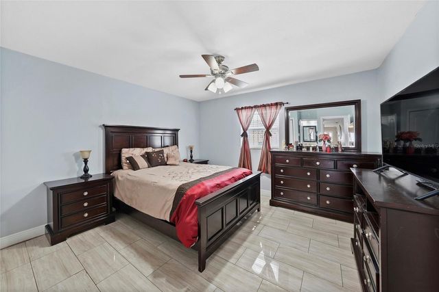 6513 N MANHATTAN AVENUE, Tampa, FL 33614