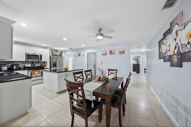 6513 N MANHATTAN AVENUE, Tampa, FL 33614