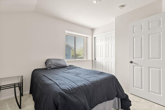 1012 Monadale TRL, Round Rock, TX 78664
