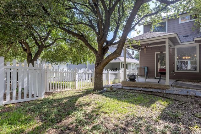1012 Monadale TRL, Round Rock, TX 78664