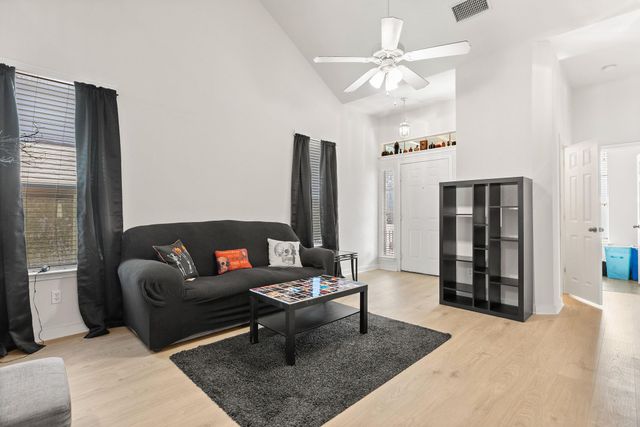 1012 Monadale TRL, Round Rock, TX 78664