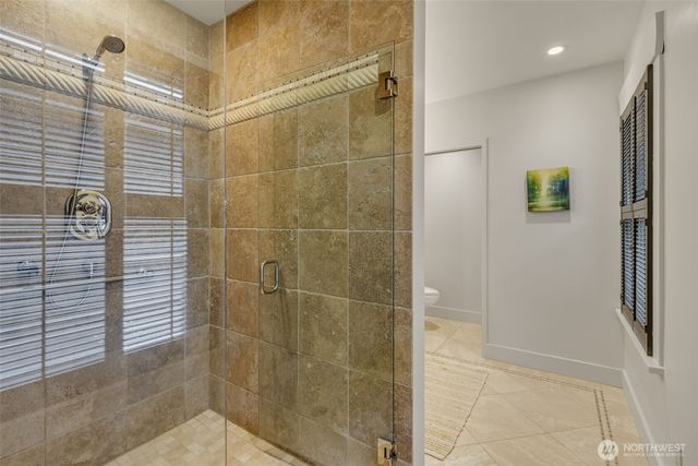 1000 15th Avenue E, Seattle, WA 98112