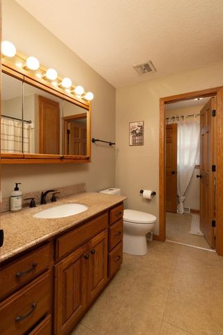 2308 Royal Drive, Cedar Falls, IA 50613