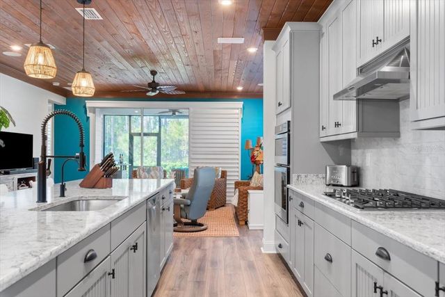 98 HOPTREE PLACE, St Johns, FL 32259